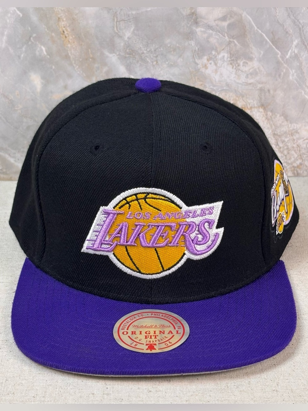 Mitchell & Ness LA Lakers 2009 Champions Snapback Hat Black Purple NBA